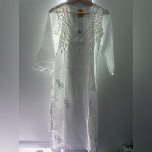 NWT pineapple white coverup long tunic Sz L